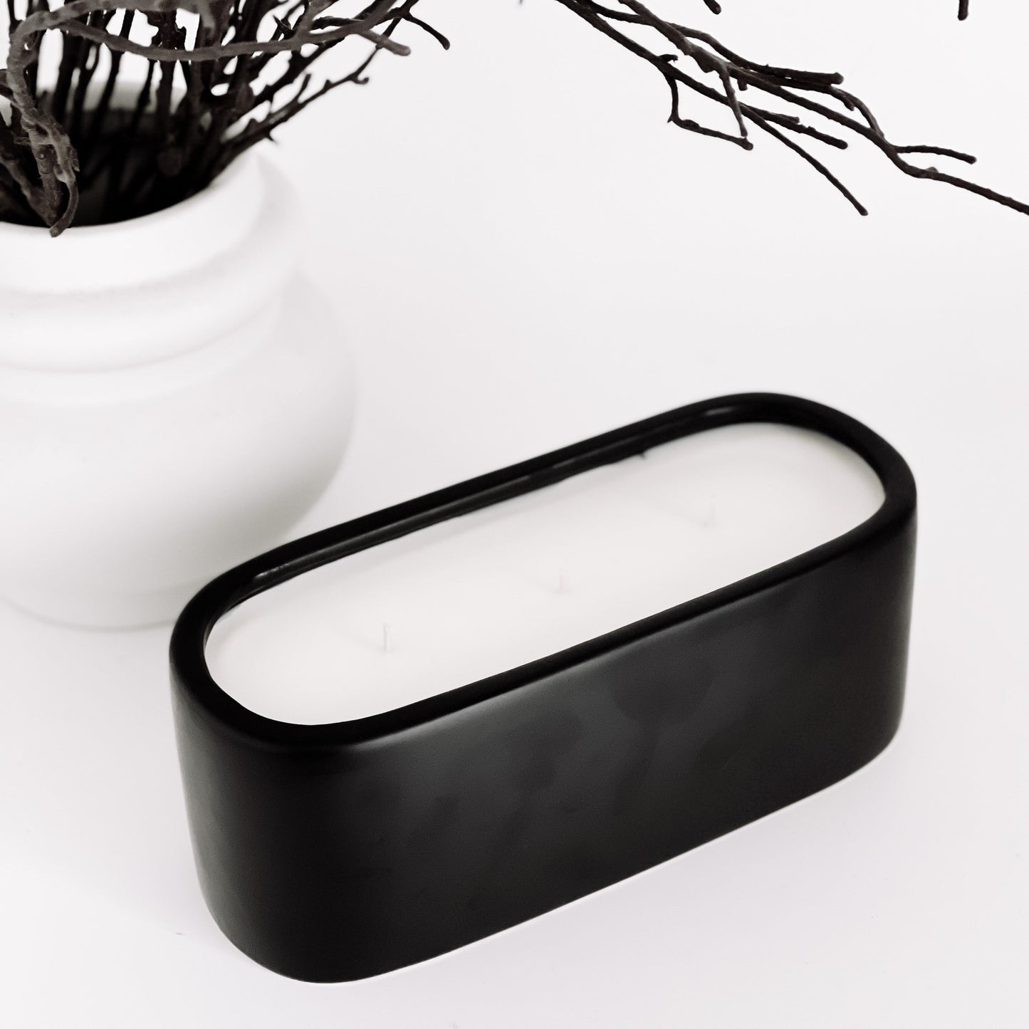 ENDURING OATH Petit Black Baguette