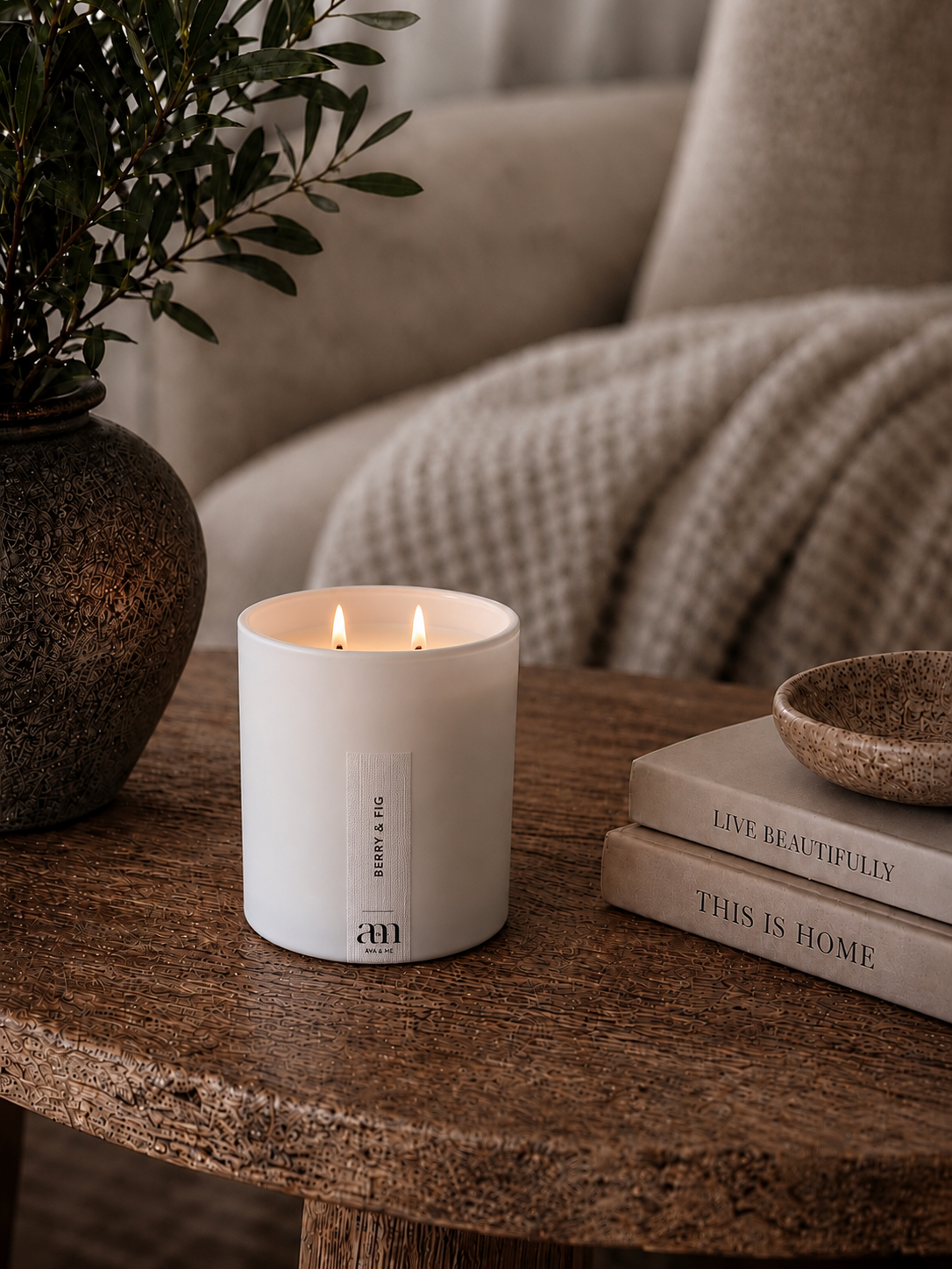 Berry & Fig Scented Candle Classic White
