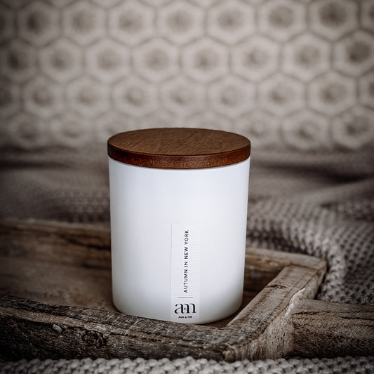 Autumn In New York Scented Candle Classic Collection
